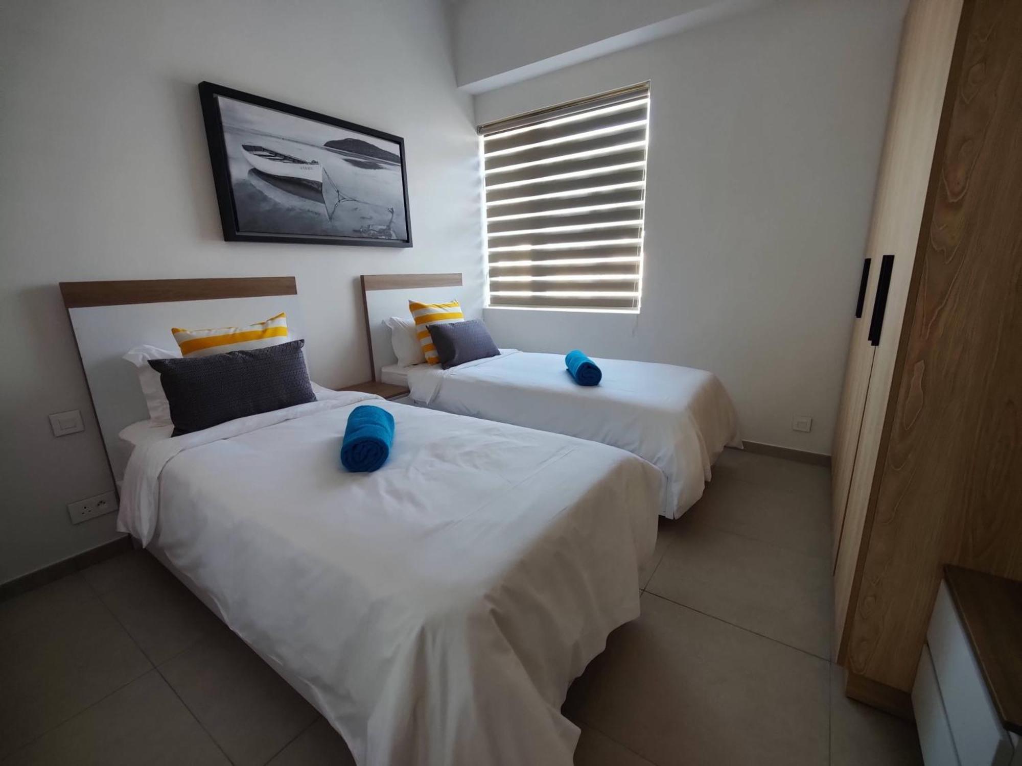 Ocean Point Beach Front Apartment Pointe-aux-Piments Zewnętrze zdjęcie